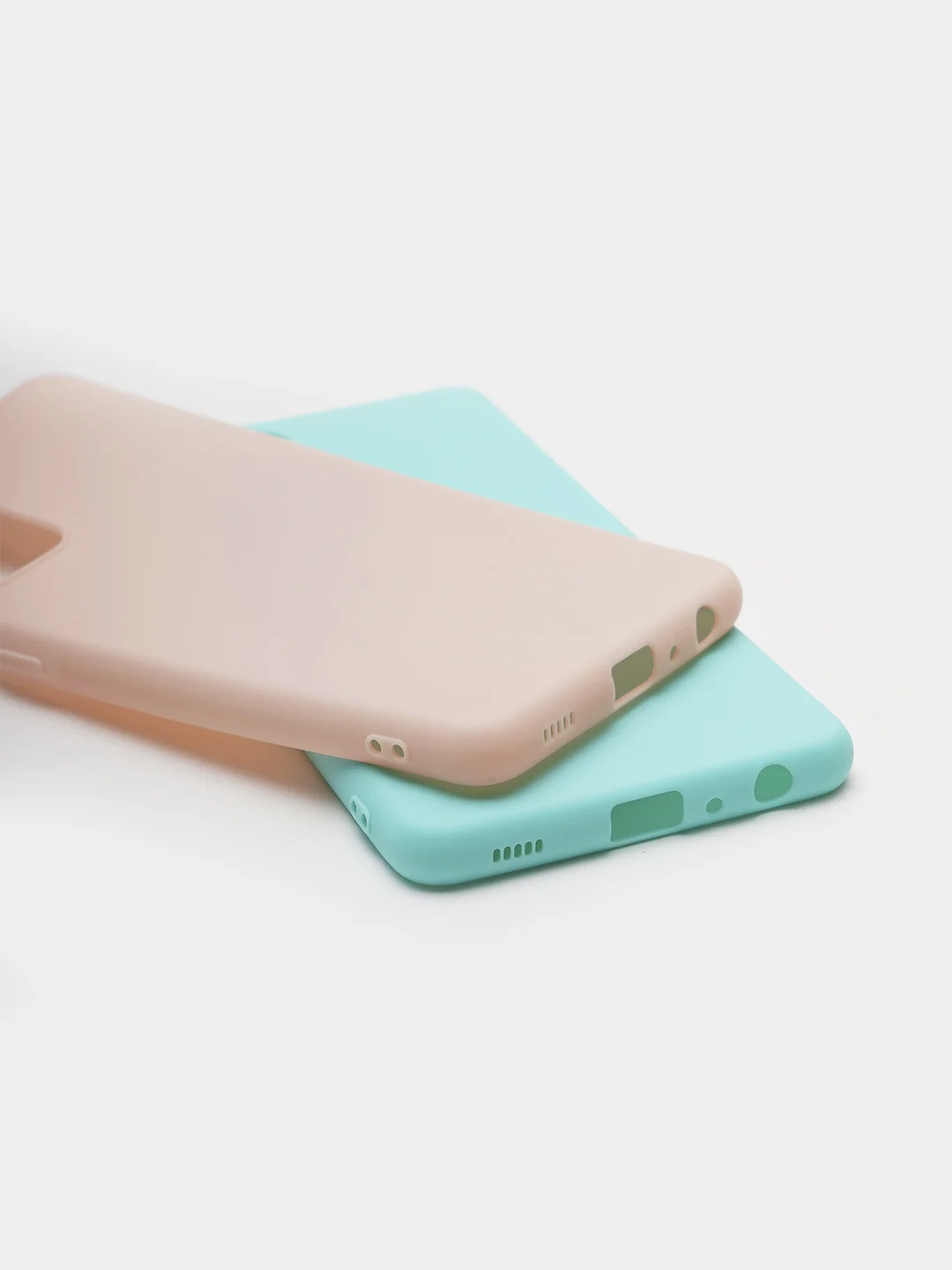 Белый чехол силиконовый матовый для Samsung Galaxy A72