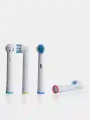 Насадки для электрической зубной щетки Oral B орал би и B.well 4 шт