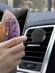 Магнитный держатель телефона BROFONE BH8