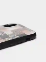 Чехол на iPhone разных моделей