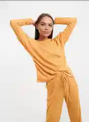 Вязаный пижамный комплект