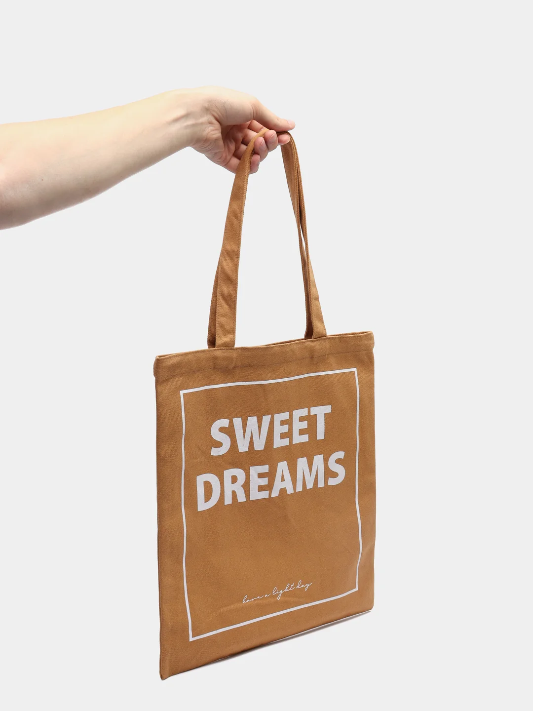 Бежевый шоппер с принтом "Sweet dreams"