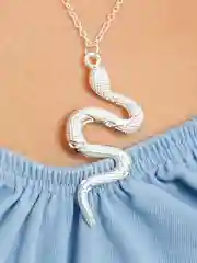 Серебряный цепочка женская на шею Snake