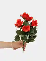 Красный букет искусственных цветов "Розы"