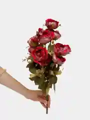 Фуксия букет искусственных цветов "Розы"
