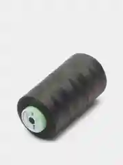 Нитки большие разных цветов для шитья и оверлока