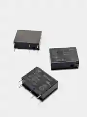Реле 12 волт HF46F 12VDC 5A (HF46F-12-HS1), 1 штука