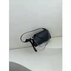Сумка женкая из эко кожи с цепью на плечо (багет, хобо)