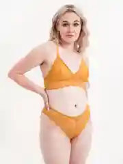 Желтый комплект белья