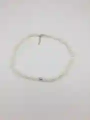 Бежевый чокер