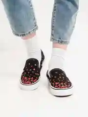Слипоны женские Vans ua classic slip-on (valentineshrts)