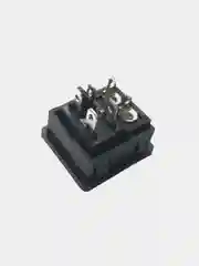 Переключатель клавишный 250 V 6 А (4с) ON-OFF красный с подсветкой и штекером C8 2PIN