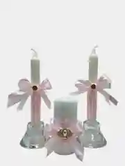Семейный очаг в розовом цвете с бантом и короной