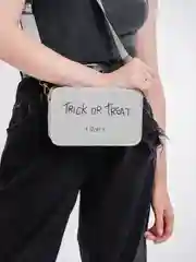 Серебряный сумка женская через плечо Trick or Treat, широкий ремень