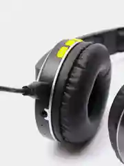 Желтый беспроводные наушники с светящимися ушками CAT EAR