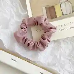 Коралловый резинка для волос "Чудо"