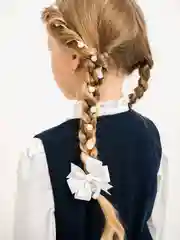 Белый лента для плетения кос