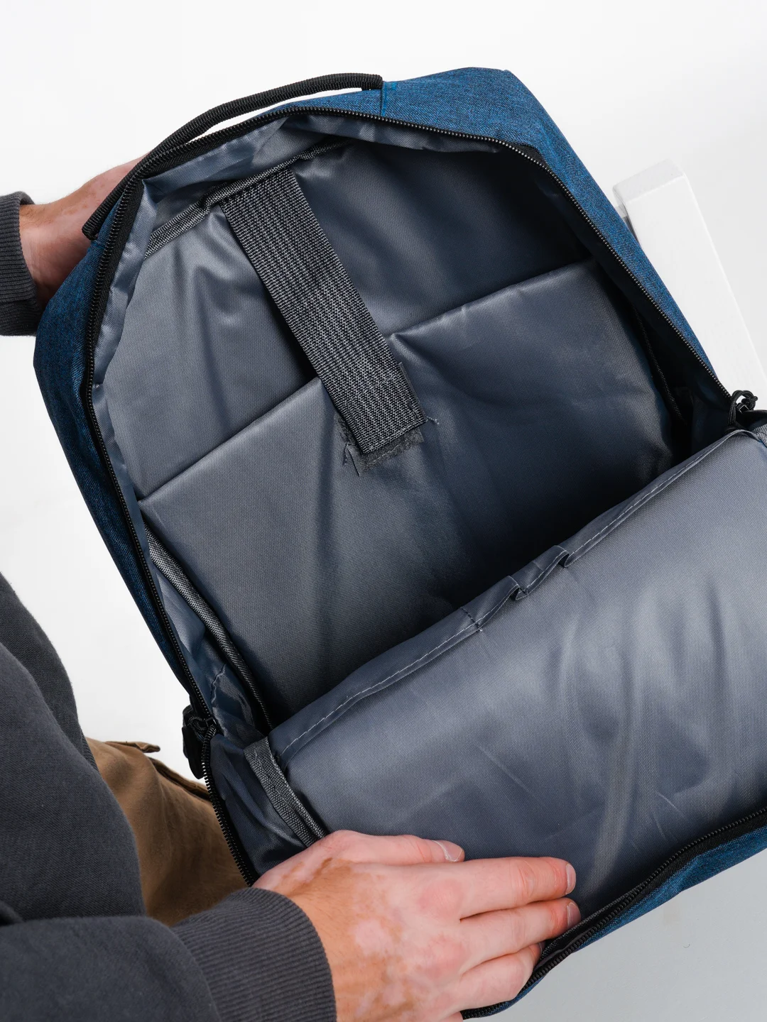 Красный рюкзак "BackPack" унисекс, повседневный прочный городской для ноутбука синий 15"6, 19,5л