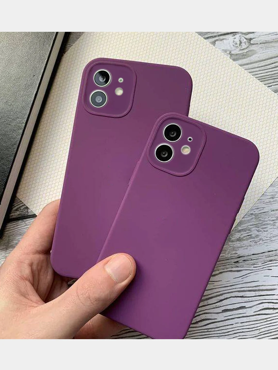 Багровый чехол Silicon Case iPhone 11/12/12PRO MAX с защитой камеры с бархатной подкладкой БЕЗ LOGO
