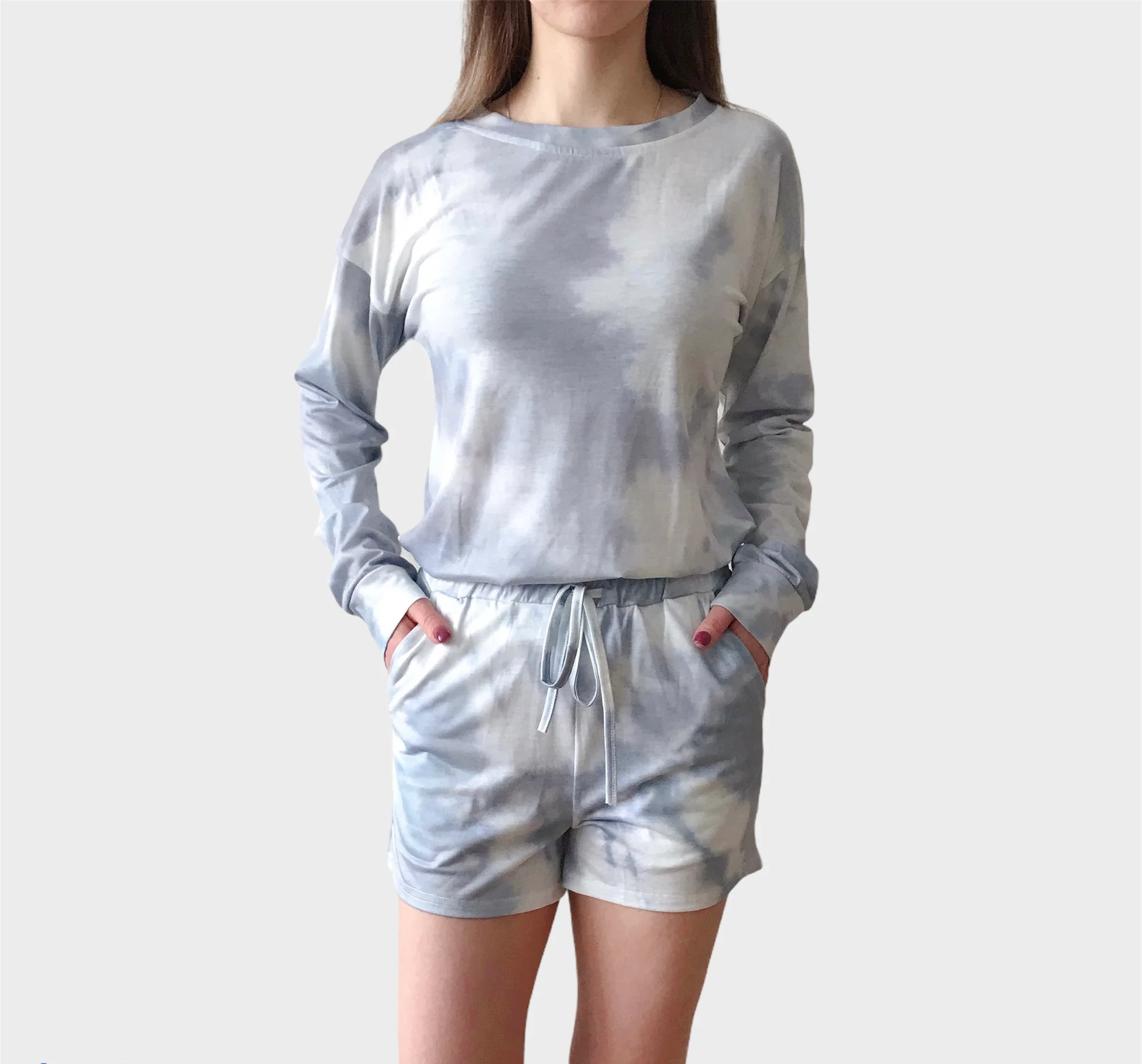 Женский комплект с шортами Tie dye