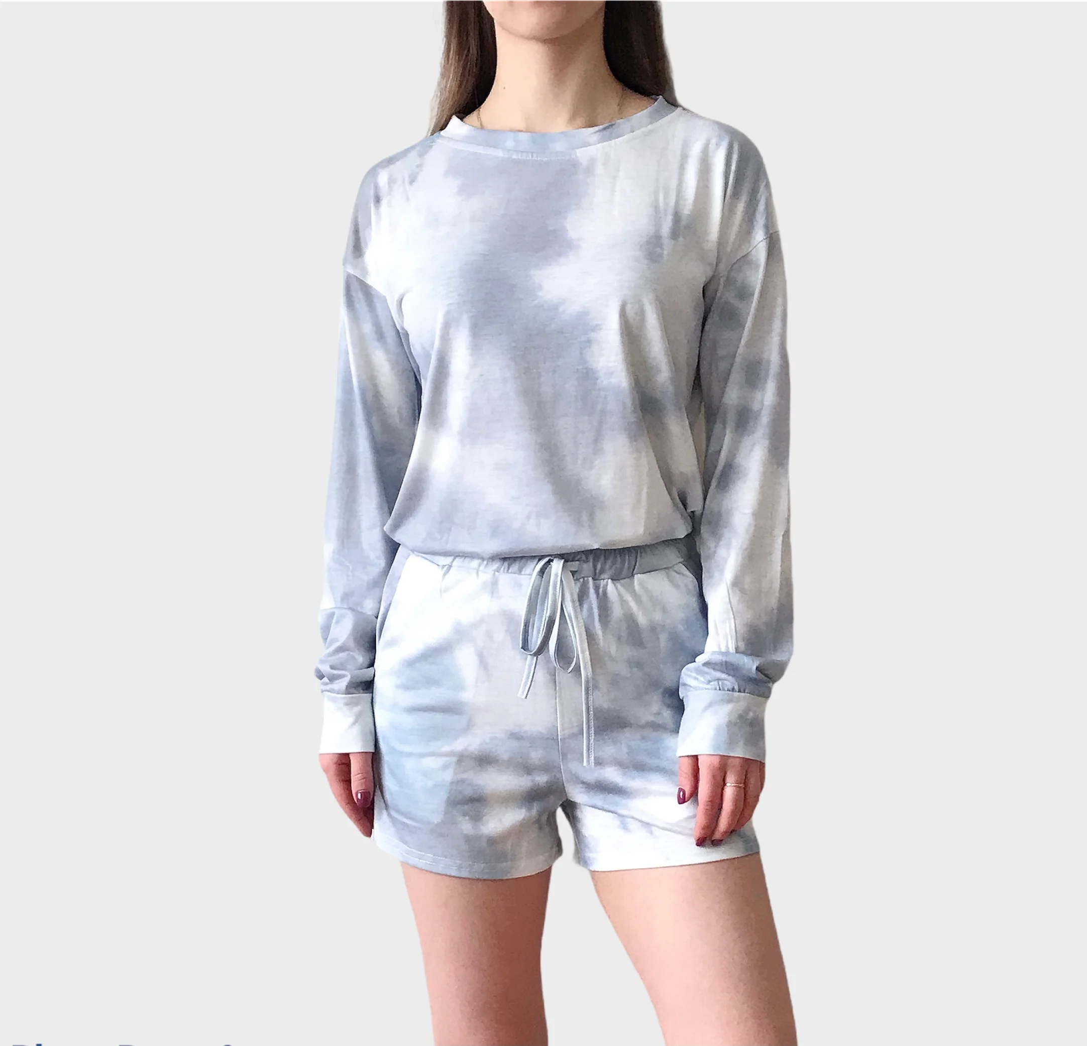 Серебряный женский комплект с шортами Tie dye