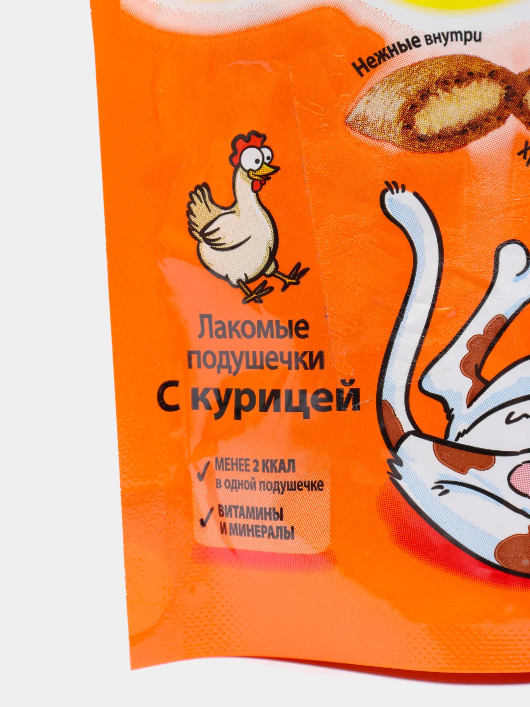 Лакомство для кошек Dreamies лакомые подушечки с курицей
