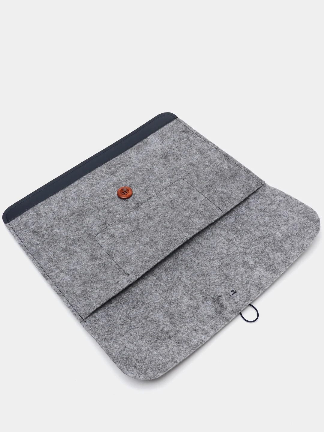 Чехол для ноутбука MacBook Air 13 из фетра на пуговице