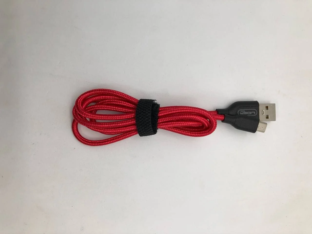 Красный кабель MICRO USB 1M в тканевой оплетке для быстрой зарядки серый,красный