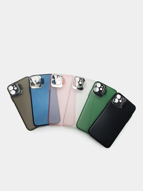 Чехол для iPhone 11 пластиковый матовый ультратонкий  с защитой камеры