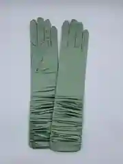 Оливковый перчатки женские атласные