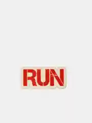 Значок деревянный "RUN"