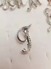 Брошь именная