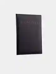 Черный обложка на паспорт