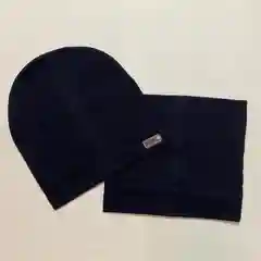 Черный шапка со снудом SPORT ACTIV