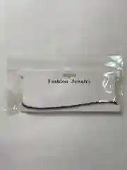 Серый чокер из цветного бисера / бусы