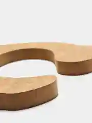 Деревянные буквы и цифры