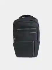 Черный рюкзак городской с кабелем USB