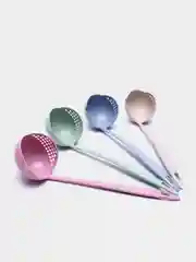 Бежевый половник шумовка