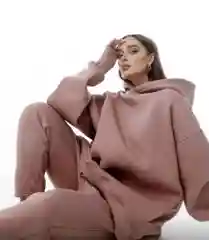Женский спортивный костюм с худи с флисом