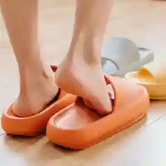 Шлепанцы женские, 3 цвета