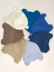Шапка на завязках для мальчика