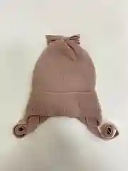 Коралловый меланж шапка на завязках для девочки