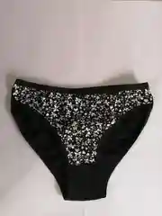 Темные трусы женские