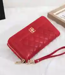 Багровый кошелёк женский изящный