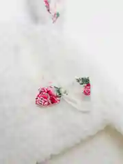 Вязаная шапка с длинными ушами
