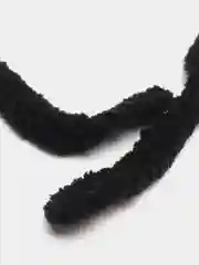 Вязаная шапка с длинными ушами