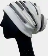 Белый шапка женская