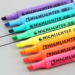 Зеленый текстовыделитель для записей