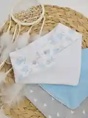 Нагрудники непромокаемые "Зайцы с голубыми сердечками", 3 штуки