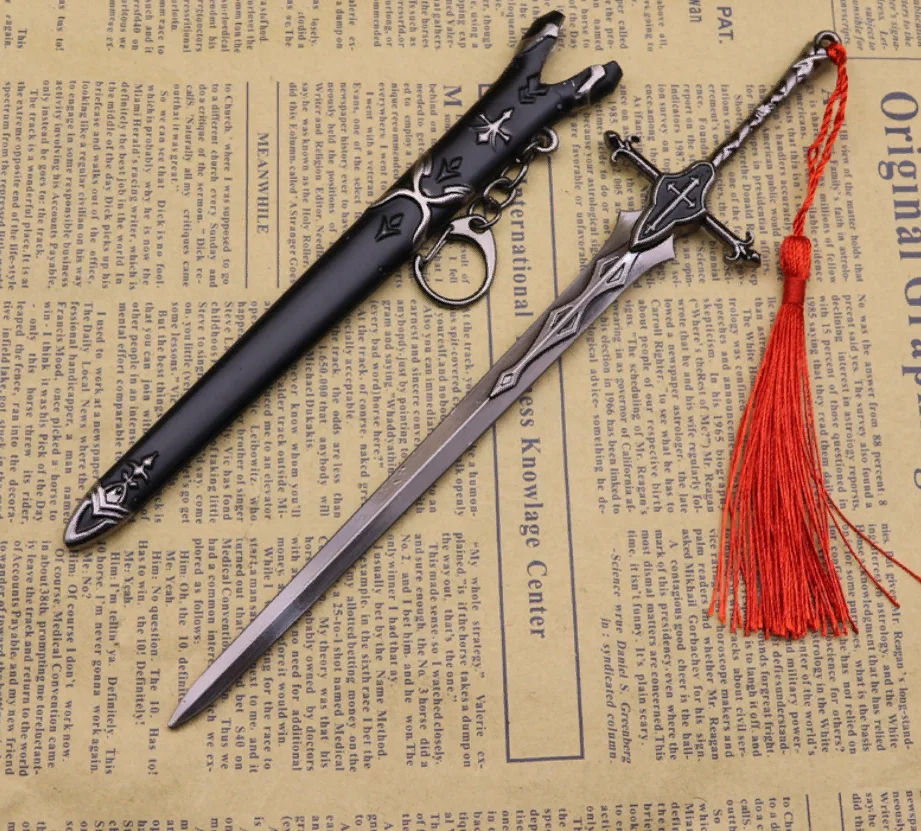 Черный брелок меч сабля Жанна дАрк, Аниме Судьба Жанны / Рулер / Ruler